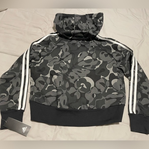 NWT Adidas Loose Fit Zip Hoodie Girls, size L, black/gray Camo pattern - Picture 3 of 8
